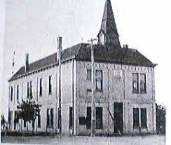 This is a picture of the first City Hall. The picture was taken in 1901.